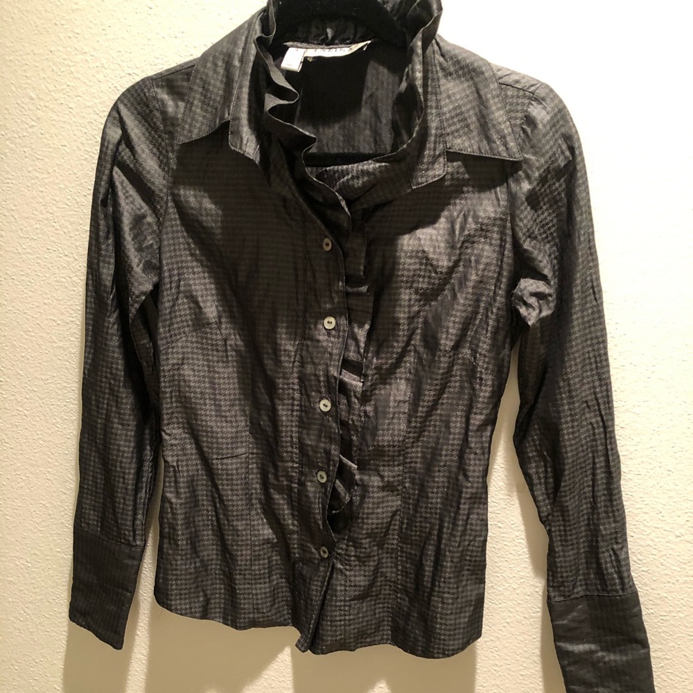 farinaz shirt in size 2